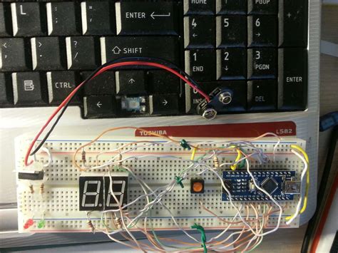 7-Segment LED Arduino Dice 的图像结果