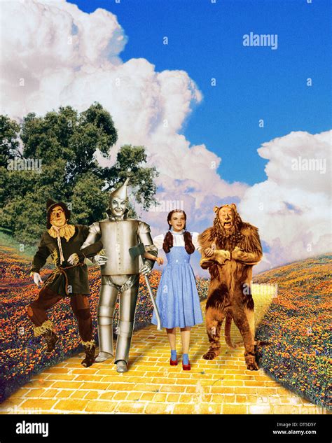 RAY BOLGER, JACK HALEY, JUDY GARLAND, BERT LAHR, THE WIZARD OF OZ, 1939 ...