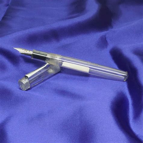 Click Aristocrat Transparent Color Body and Cap No.35 SSF Medium Tipped ...