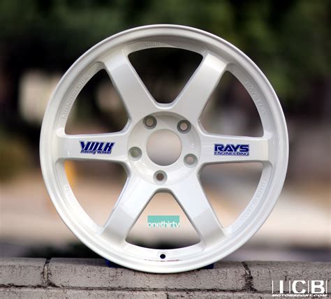 Rays Volk Racing TE37SL RACING GREEN Wheels 18X10.5 +20 Offset 5X120 BMW M3 E92 F80/82 M4 GTR ...