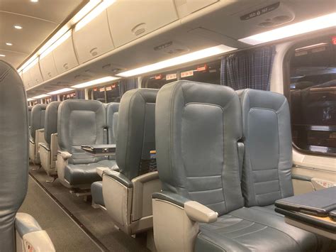 Amtrak First Class 的图像结果