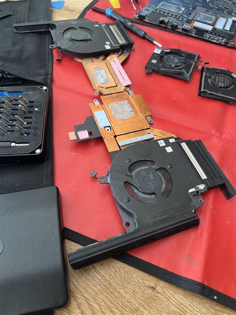 Image result for Alienware X17 R2 Open Case