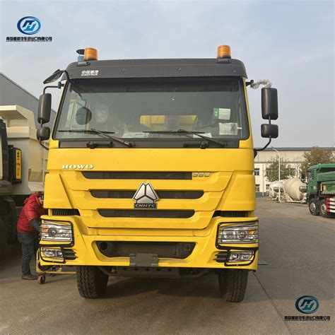Chinese HOWO 6X4 8X4 Heavy Duty Under Body 400HP 10 12 Wheel Sand Rock ...