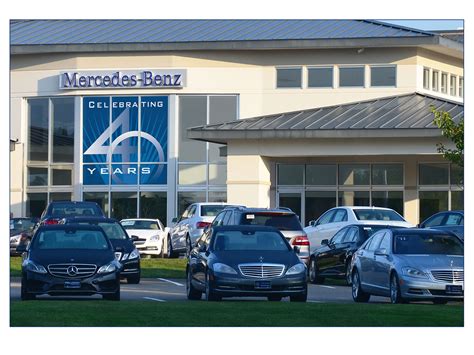 Holloway Mercedes Benz on Behance