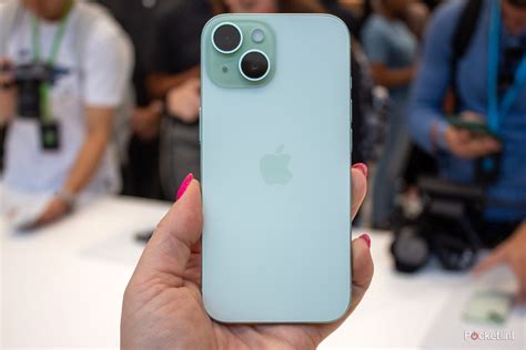 Apple iPhone 15 vs iPhone 15 Pro: What's the difference? - ProductHubSpot