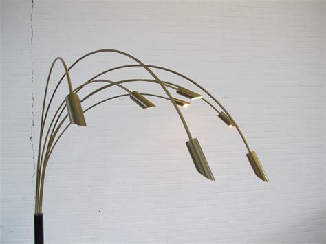 Large Arc Floor Lamp in brass and black lacquered metal by Metal Arte ...
