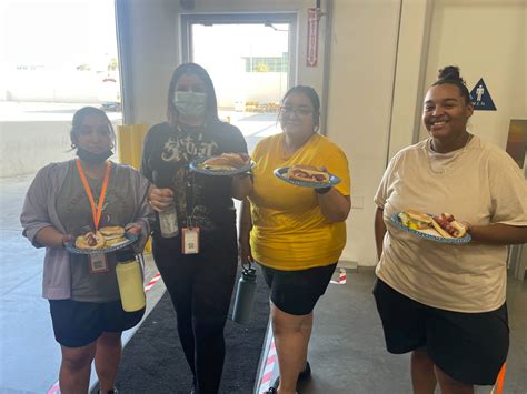 ShipBob Office Photos | Glassdoor