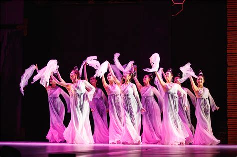 团领导 - 中国歌剧舞剧院