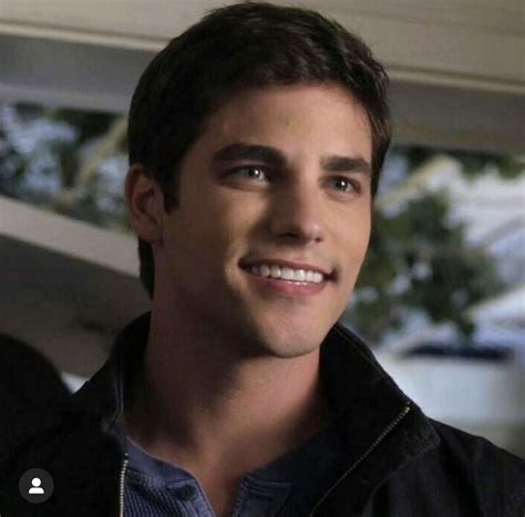 noel kahn | Noel kahn, Pretty little liars, Brant daugherty