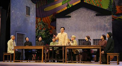 歌剧《叶甫盖尼·奥涅金》揭幕上海大剧院2019/20演出季-中新社上海
