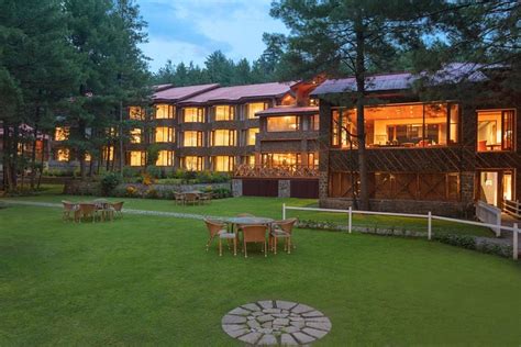 WELCOMHOTEL BY ITC HOTELS, PINE N PEAK (Pahalgam, Kashmir) - Hotel ...