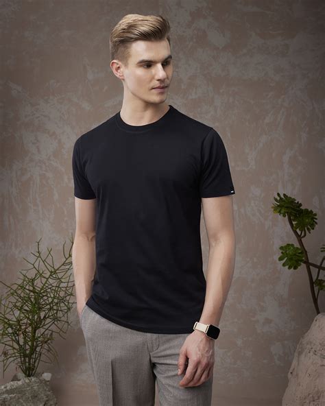 Buy Men's Black T-shirt Online at Bewakoof