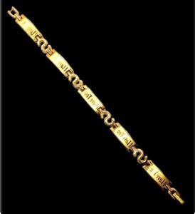 KINGSTYLEIMPEX Stainless Steel Gold-plated Bracelet Price in India ...