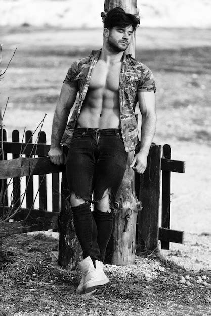 Standing Man Model 的图像结果