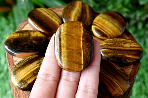 Wholesale 10 Pcs Tiger Eye Worry Stone for Crystal Healing - Pocket ...