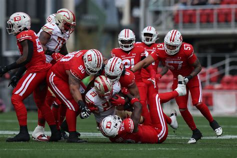 Defenders Defense Stifles Stallions in season opener, 18-11