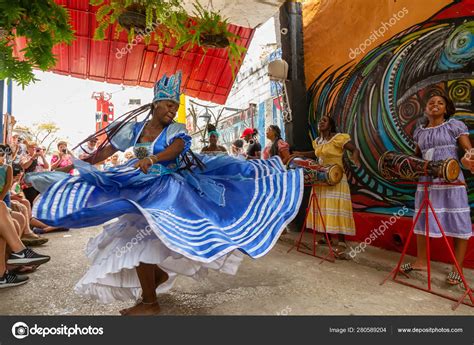 Cuban Dancing