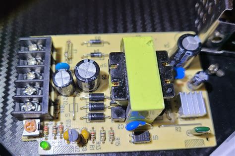 this power supply makes a horrible high pitch noise when it's plugged ...