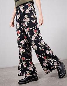pantaloni a fiori una sera di shopping i pantapalazzo a fiori di pantaloni a fiori una sera di shopping i pantapalazzo a fiori di
