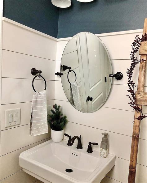 34 Stunning Ideas For Adding a Shiplap Bathroom In Your Reno