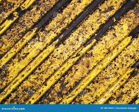 Yellow Grunge Sea Freight Container Background, Dark Rusty Corrugated ...