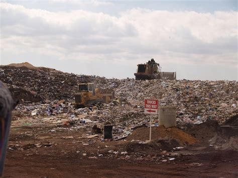 File:Landfill face.JPG - Wikipedia