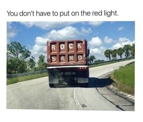 100 Memes in 1 Song in 10 Minutes 的图像结果