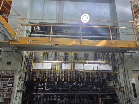 Used 3000 tons Press Transfer Mechanical Komatsu E2S-3000-07-60-60 ...