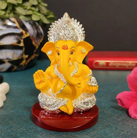 Ganesha Car Dashboard Idols from ₹799 | Gold Art India – Page 3