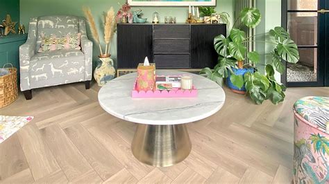 Wondering which way to lay laminate flooring? Look no further ...