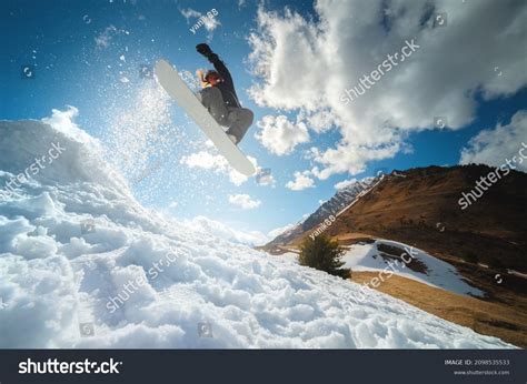 Snowboarding Halfpipe 的图像结果