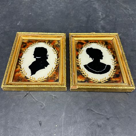 19th Century Pair of French Reverse Painted Profile Silhouettes Art For Sale at 1stDibs