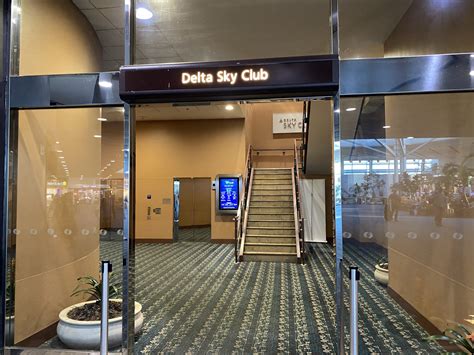 Lounge Review: Delta SkyClub Orlando Airport (MCO) - Your Mileage May Vary