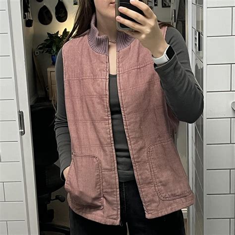 Women's Pink Vest | Depop