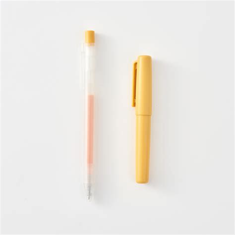 Compact ballpoint pen cap type