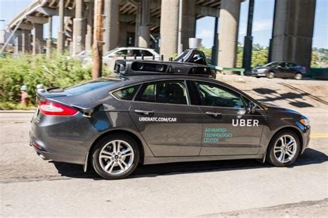 Uber launches groundbreaking driverless car service
