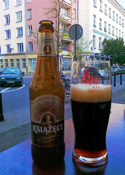 Pat Papertown 2: Warsaw: A Nice Dark Polish Beer