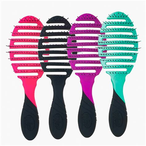 Wet Brush Pro Flex Dry Detangler - HairBrush.ie - Shop Irish