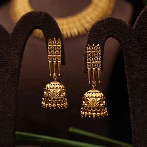 Stunning Antique Necklace for Women Starting @ ₹1,650