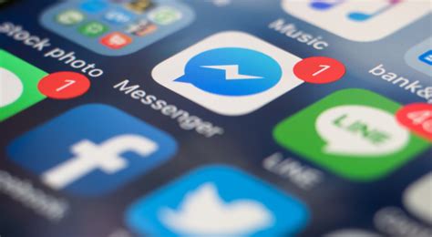 How to Change Your Facebook Language Settings | CitizenSide