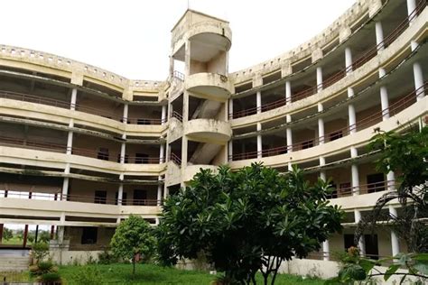 Agnihotri College of Engineering Wardha Campus: Photos, Virtual Tour