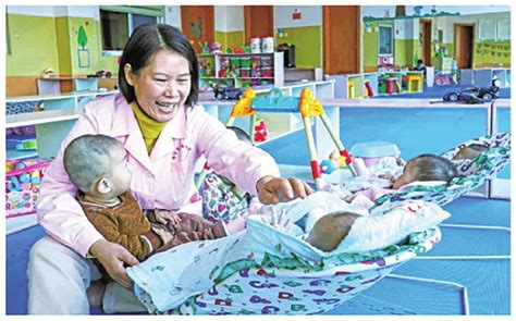 21 年守护孤残儿童的福利院院长 1029 个孩子共一个“妈妈” — 家庭与生活报