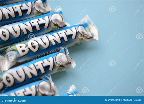 Bounty Chocolate Bar Logo Editorial Photo | CartoonDealer.com #117961505