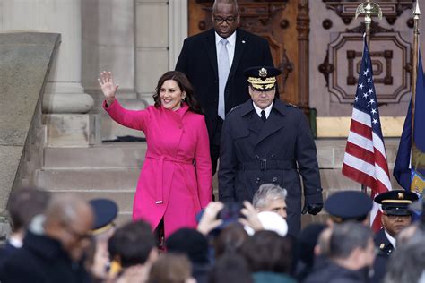 Michigan Gov. Gretchen Whitmer, Others Sworn In - Bloomberg