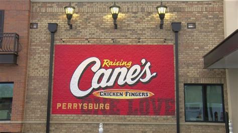 Raising Cane's opens in Perrysburg | wtol.com