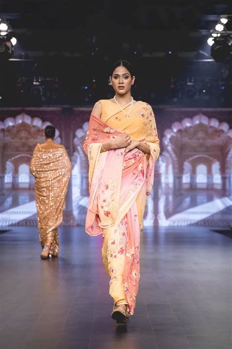 Handwork Chiffon Party Wear Saree -Yuvti by Bhupendra Singh