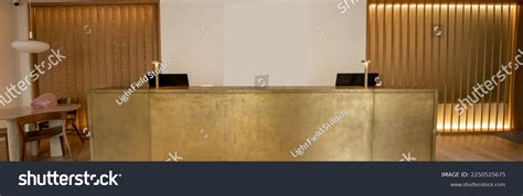 Hotel Reception Computer 的图像结果