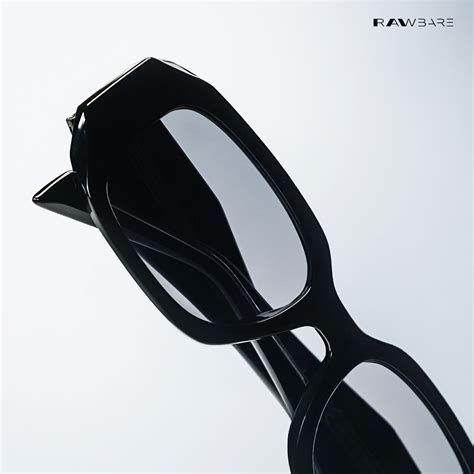 Darjeeling Dew - Velvet Black Irregular Rectangle Sunglasses - RB2771 ...