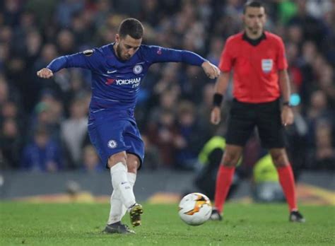 Soccer Extras: Hazard puts trophy before; Suarez to undergo surgery ...