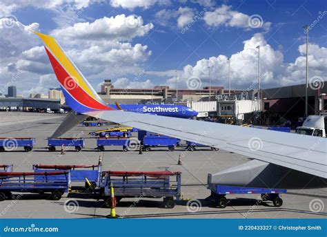 Southwest Airlines Terminal at Las Vegas McCarran International Airport ...